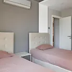 Posh In Complex, Kyrenia Appartement *