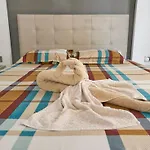 Posh In Complex, Kyrenia * Kyrenia (Northern Cyprus)
